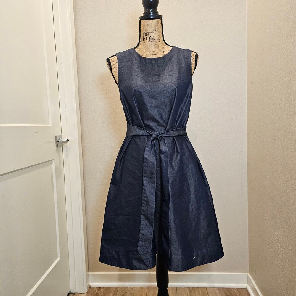 LOFT Women's Sleeveless Belted Chambray Dress Size Small